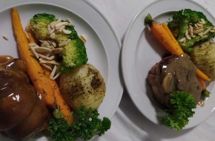 Up Town Sit Down Menu from $56.50ph